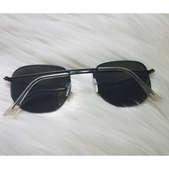 NWOT|Black Framed Polygon Sunglasses - Picture 3 of 5
